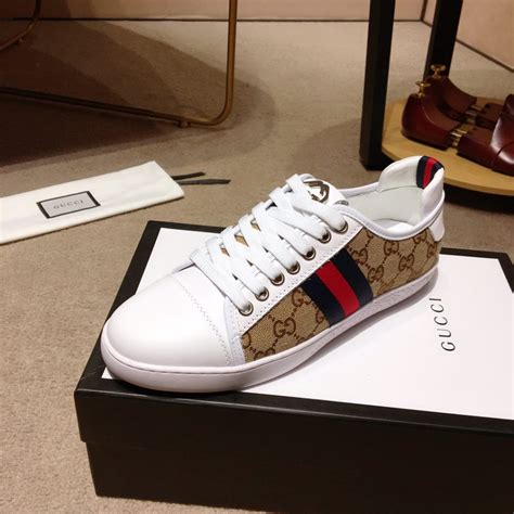 scarpe gucci uomo beje